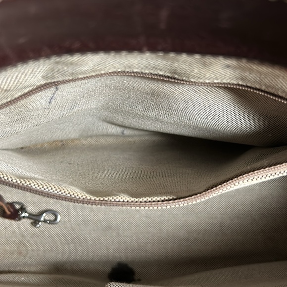 Dooney Bourke cloth and leather purse brown/tan with DB, make up bag/strap.Nice. - Picture 8 of 10